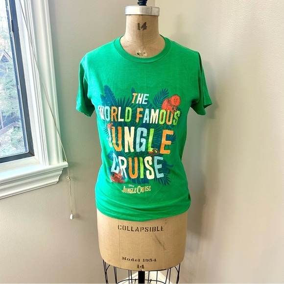 Disneys World Famous Jungle Cruise Kelly Green Super Soft 100% Cotton Tee Shirt - Picture 9 of 15